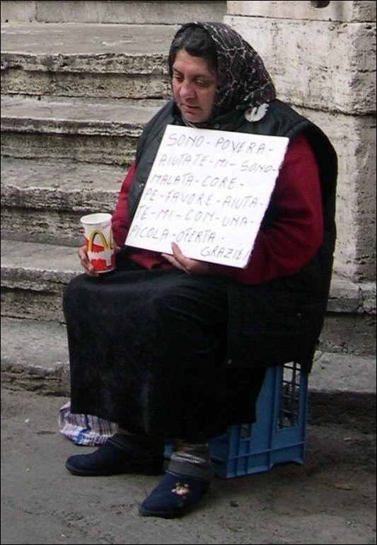 475Pantheonbeggar3